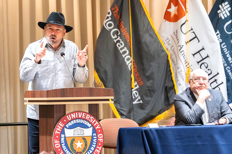 UTRGV President Guy Bailey announced two programs that will now be available through the UT Education and Research Center at Laredo. The announcement was made at a press conference in Laredo on Wednesday celebrating the center's three-year anniversary. (UTRGV Photo by David Pike)